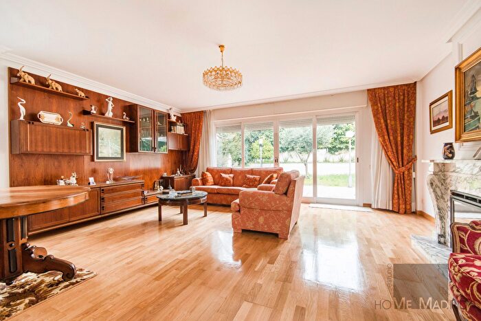 Casa en venta de 4 habitaciones en Fuencarral El Pardo, Peñagrande