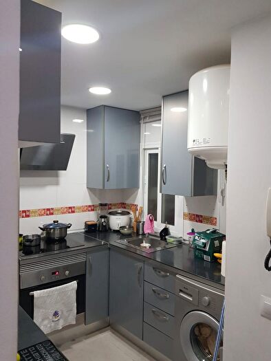 Piso en venta de 2 habitaciones en Carabanchel, Abrantes