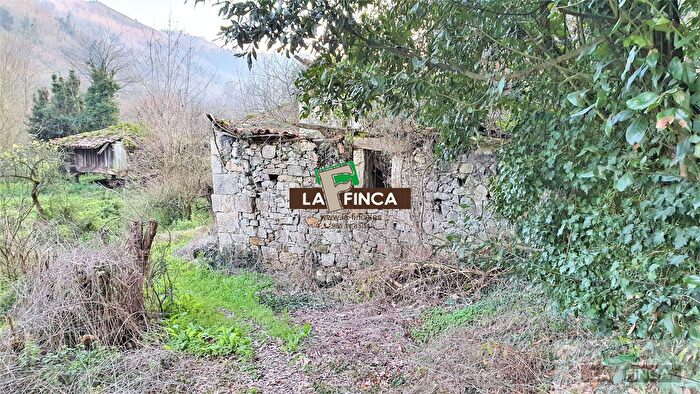 Casa de 1 habitación en venta en San Claudio Trubia Las Caldas, Oviedo