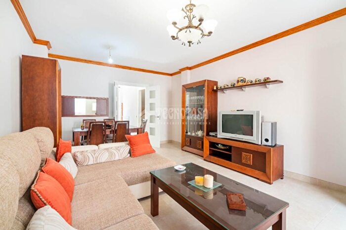 Casa en venta de 3 habitaciones, Retamar, Almería Capital