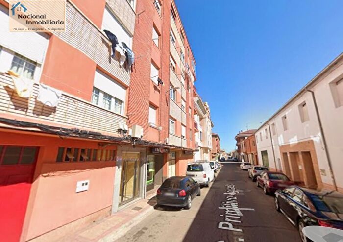 Piso en venta de 3 habitaciones en Íscar, Valladolid