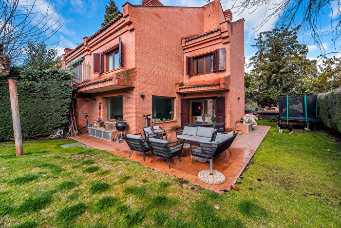 Casa en venta de 6 habitaciones: Somosaguas, Pozuelo de Alarcón