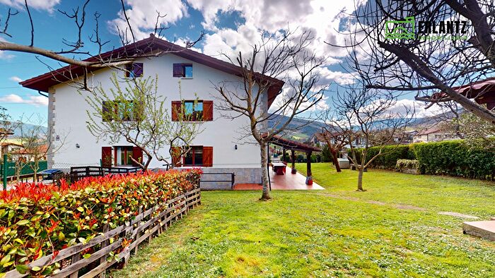 Casa de 6 habitaciones en venta en Artziniega, Araba Álava