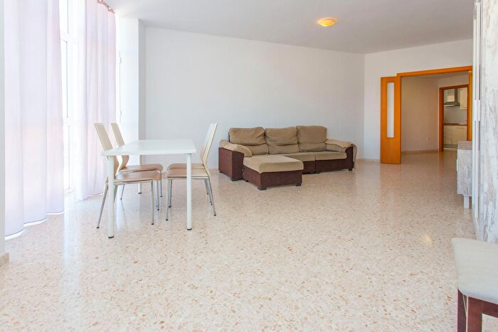 Piso en venta de 3 habitaciones en Santiago Coronación, Jerez de la Frontera