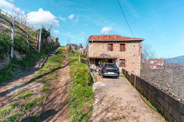 Casa de 4 habitaciones en venta en Laviana, Asturias
