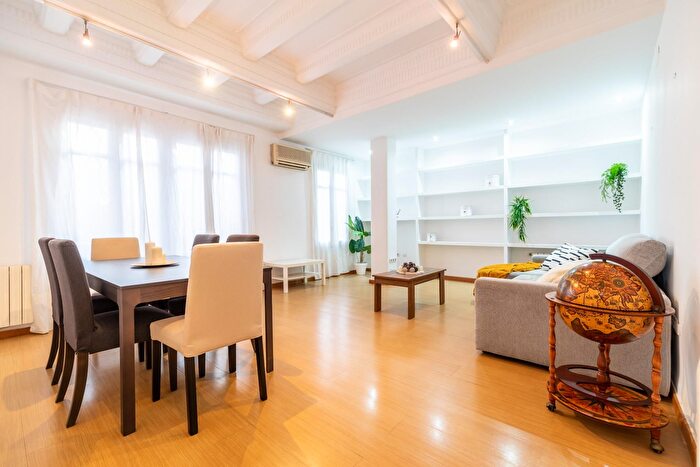 Piso de 4 habitaciones en venta en LEixample, El Pla del Remei