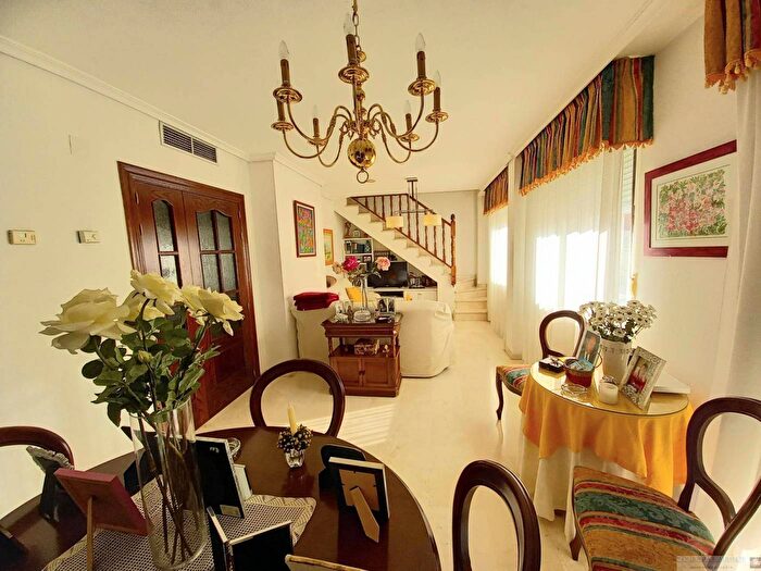 Piso en venta de 5 habitaciones en Castilla La Mancha, Albacete