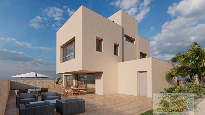 Casa en venta de 4 habitaciones, Comunitat Valenciana, Alicante