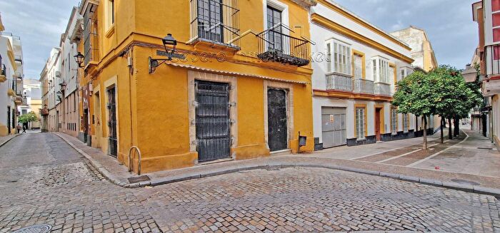 Piso en venta de 3 habitaciones en Andalucía, Cádiz
