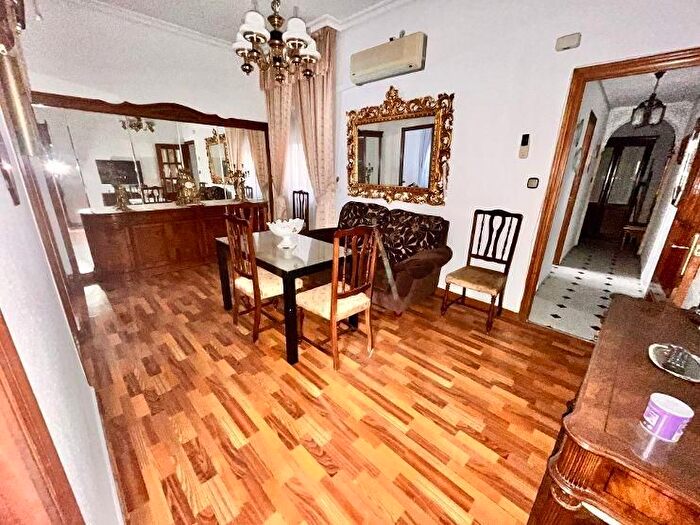 Piso de 3 habitaciones en venta en Centro, Zona Centro