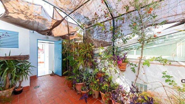 Casa de 4 habitaciones en venta en Andalucía, Sevilla