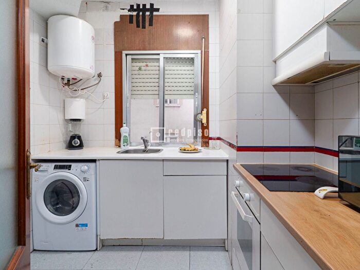 Usera, Almendrales: Piso en venta de 2 habitaciones