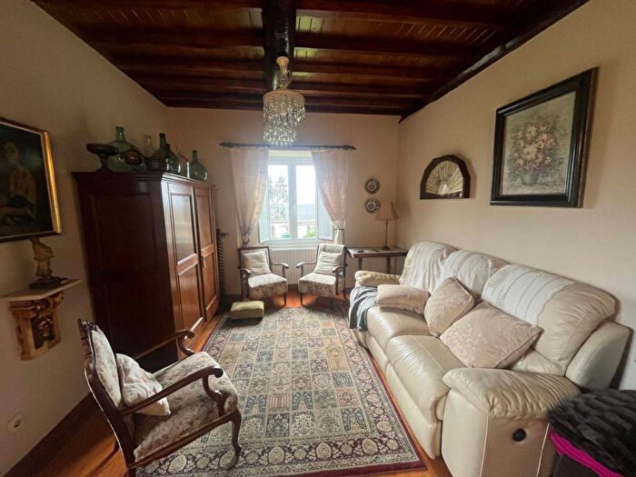 Casa en venta de 4 habitaciones, Galicia, A Coruña