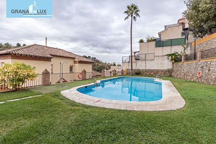 Andalucía, Granada: Casa en venta de 4 habitaciones