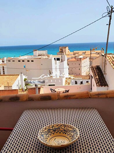 Casas en venta y pisos alquiler - 3