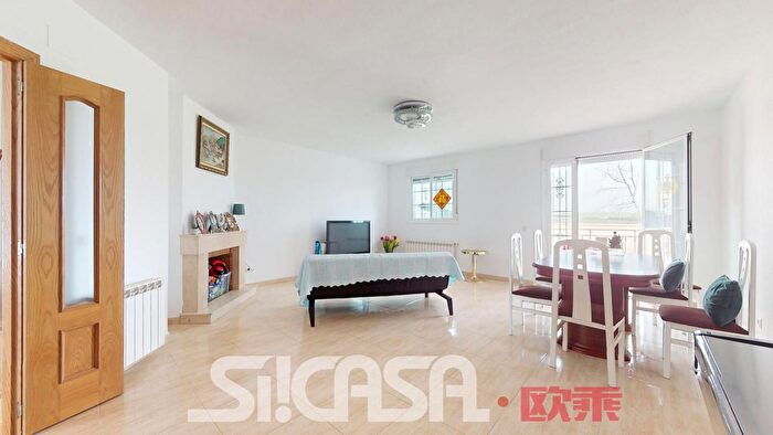 Señorío de Illescas, Illescas: Casa en venta de 3 habitaciones
