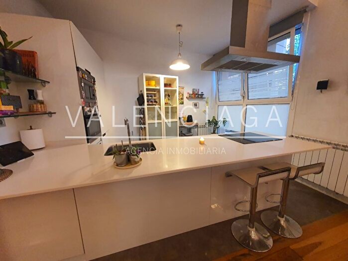 Casas en venta y pisos alquiler - 2