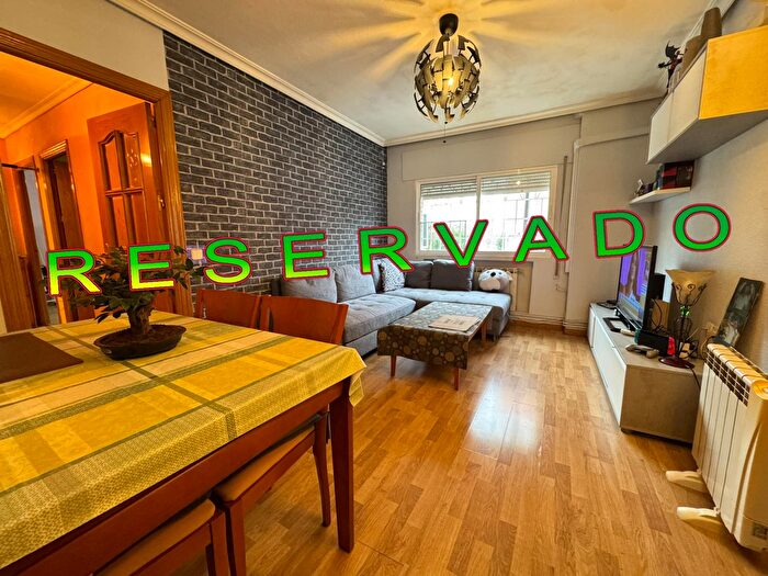 Piso en venta de 3 habitaciones: Centro, Zona Centro Joven