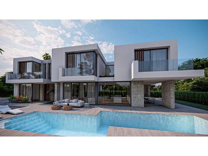 Casa en venta de 4 habitaciones en Comunitat Valenciana, Alicante