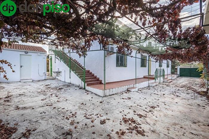 Casa de 4 habitaciones en venta en Andalucía, Granada