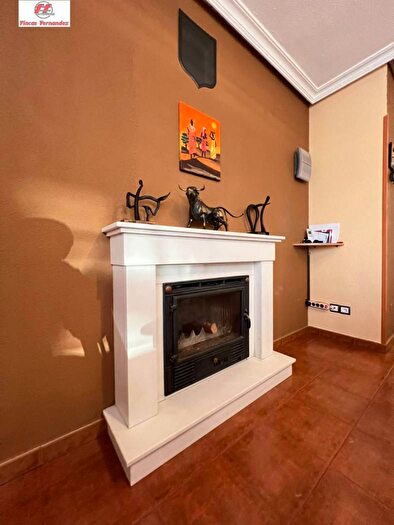 Casas en venta y pisos alquiler - 3
