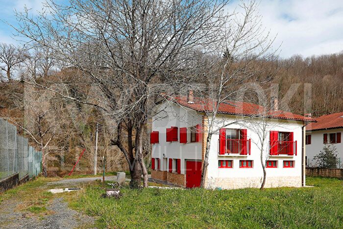 Casa en venta de 7 habitaciones en Sunbilla, Navarra