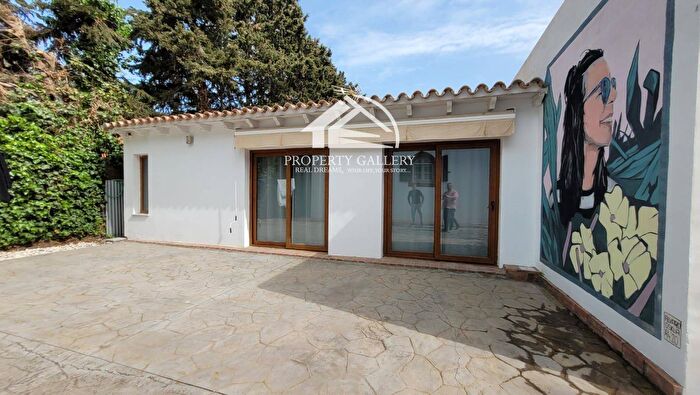 Casas en venta y pisos alquiler - 2