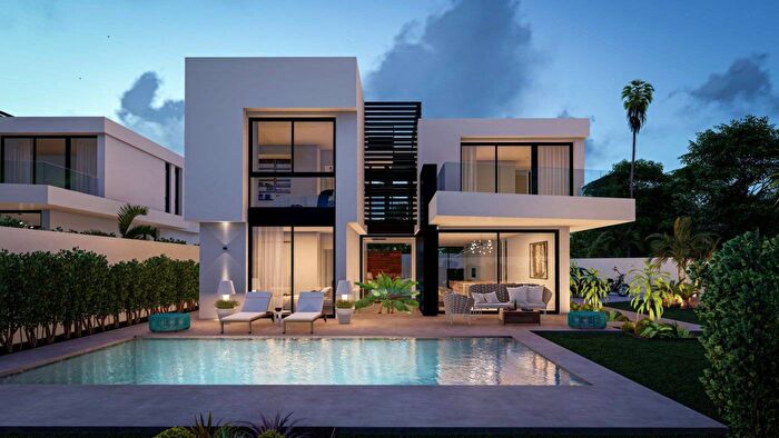 Casa de 4 habitaciones en venta en Comunitat Valenciana, Alicante