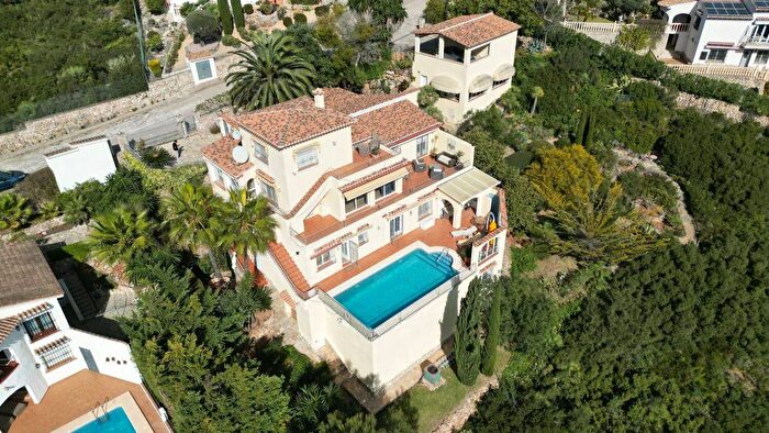 Casa en venta de 5 habitaciones en Comunitat Valenciana, Alicante
