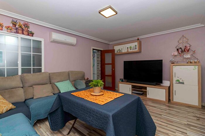 Casa en venta de 2 habitaciones: Ciudad Jardín, Badajoz Capital