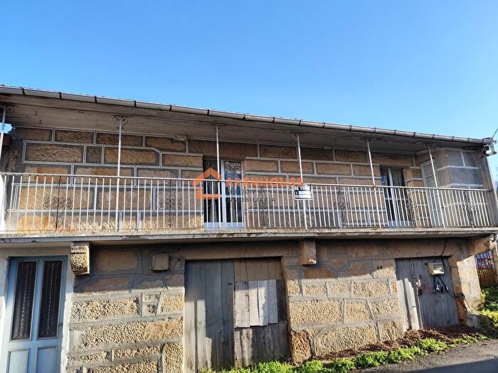 Casa en venta de 3 habitaciones, Baños de Molgas, Ourense