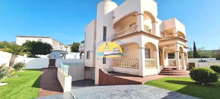 Casa de 5 habitaciones en venta en Región de Murcia, Murcia