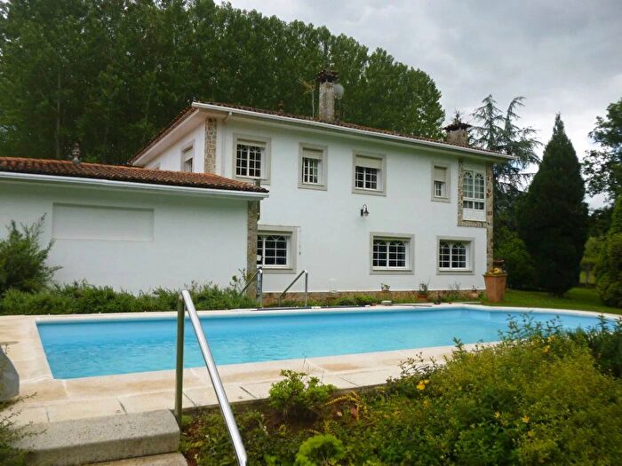 Casa en venta de 5 habitaciones en Galicia, A Coruña