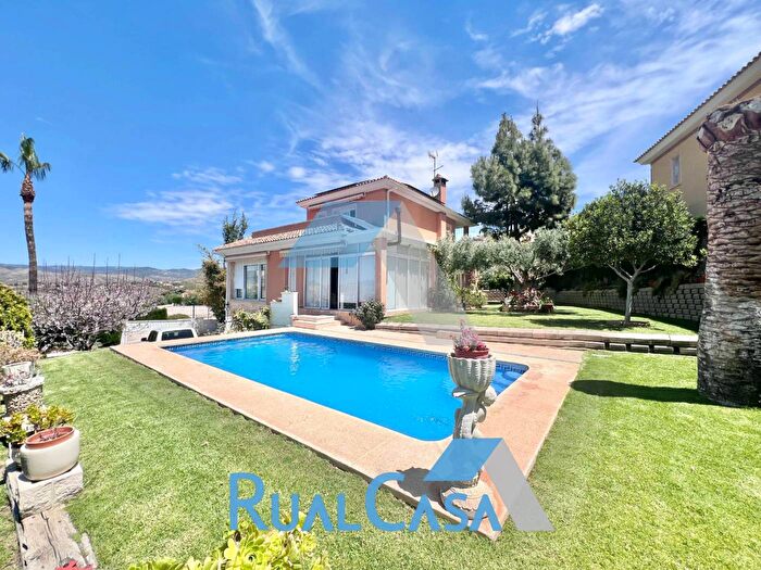 Casa de 4 habitaciones en venta en Comunitat Valenciana, Alicante