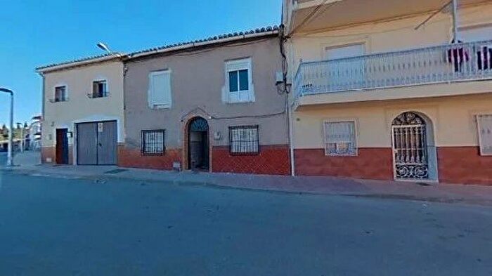 Casa en venta de 4 habitaciones en Mengíbar, Jaén