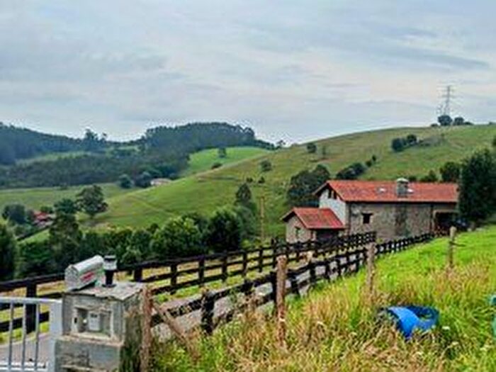 Casa de 5 habitaciones en venta en Solórzano, Cantabria