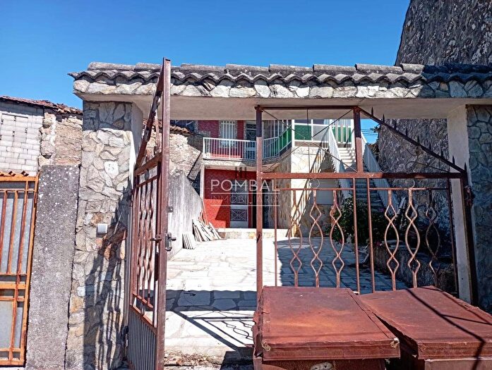 Casa en venta de 4 habitaciones, Galicia, Ourense