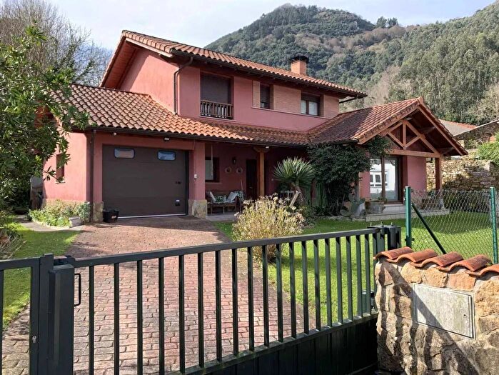 Casas en venta y pisos alquiler - 3