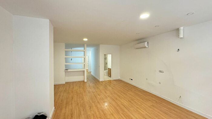 Piso en venta de 2 habitaciones: Bailén Miraflores, Suárez