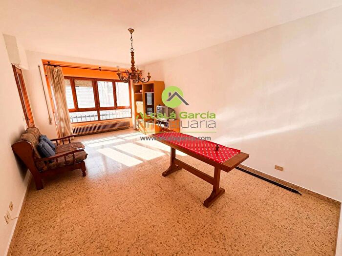Castilla y León, Soria: Piso en venta de 4 habitaciones