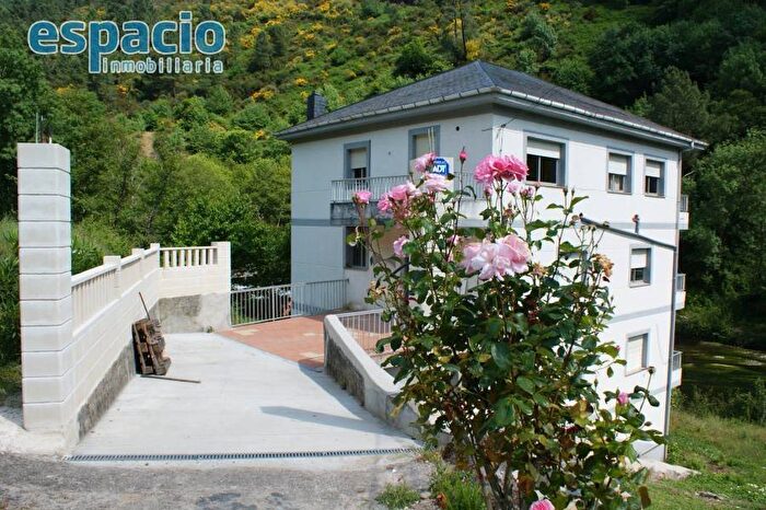 Casa de 3 habitaciones en venta en Galicia, Lugo
