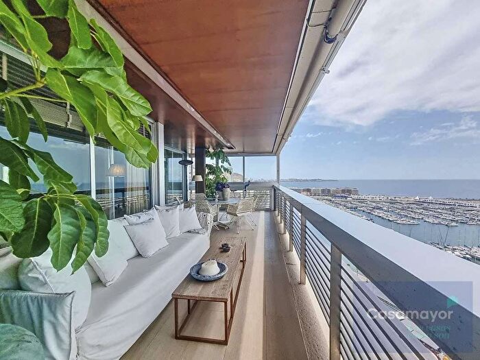 Piso de 4 habitaciones en venta en Comunitat Valenciana, Alicante