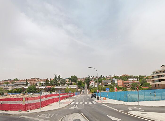 Piso en venta de 3 habitaciones en Fuencarral El Pardo, Peñagrande