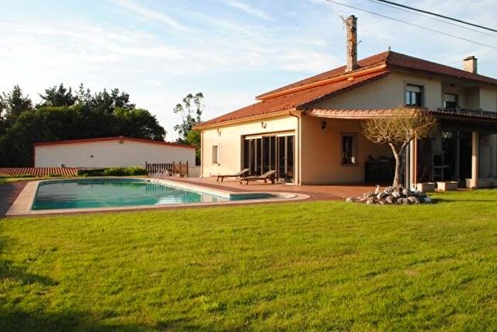 Casa en venta de 4 habitaciones en Galicia, A Coruña