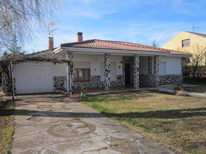 Casa en venta de 3 habitaciones en Castilla y León, León