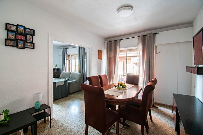 Piso de 4 habitaciones en venta en Centro, Centro Sagrario