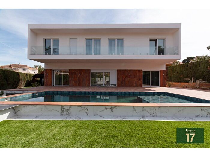 Casa en venta de 5 habitaciones, Comunitat Valenciana, Alicante