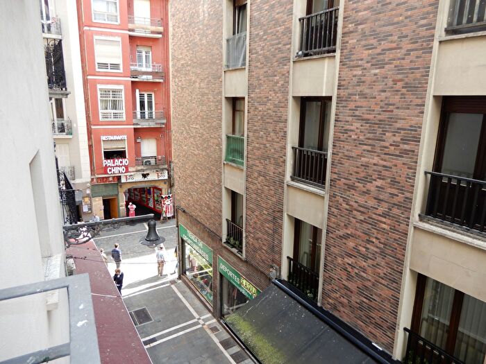 Piso en venta de 3 habitaciones: Casco Antiguo, Pamplona Iruña