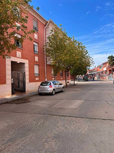 Piso de 3 habitaciones en venta en Castilla y León, Valladolid