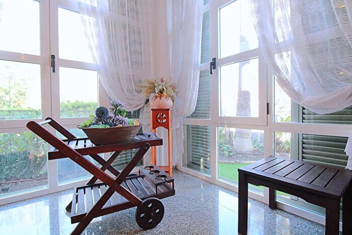 Casa en venta de 4 habitaciones: Comunitat Valenciana, Alicante